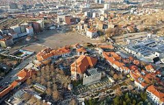 Hacı Bayram-ı Veli Camii’nde kandil yoğunluğu...