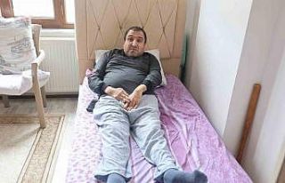 Hayat kurtarmaya giderken yaralanan sağlık personeli,...