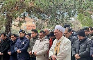 Hayatını kaybeden Jandarma Uzman Çavuş Kızılyar,...