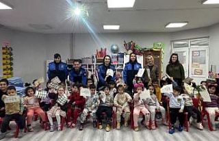 Iğdır’da çoçuklara polislik mesleği anlatıldı