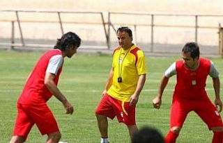 İran takımı İstiklal, Engin Fırat’ı gündemine...