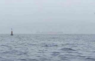 İstanbul Boğazı’nda sis etkili oluyor
