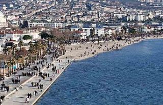 İstanbullular yılın ilk günü vatandaşlar Büyükçekmece...