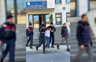 Jandarma aracını çalan şüpheli yakalandı: 90...