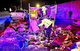 Jandarma otoyolda durdurduğu çöp kamyonunda 1,5...