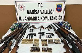 Jandarmadan silah tacirlerine operasyon