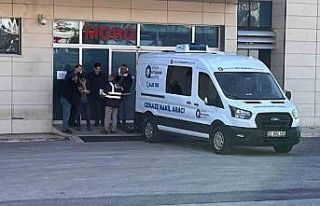 Kanlı biten polis çağırma kavgasında genç babanın...