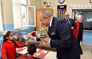 Kastamonu’da öğrenciler karne sevinci yaşadı