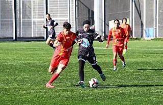 Kayseri Kadın FK lige Sakarya’da nokta koyacak