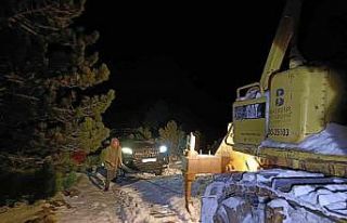 Kazdağları’nda karda mahsur kalan 2 vatandaş...