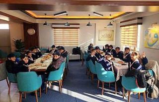 Kemah izci ekibi Erzincan’ı gezdi