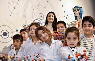 Kepez’de üreterek öğreniyorlar