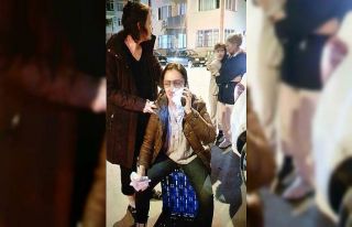 Kocasının sevgilisine benzettiği kadını darbetti,...