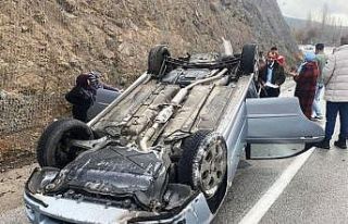 Konya’da hakemleri taşıyan otomobil devrildi,...