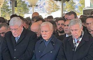 Koray Aydın’ın babası son yolculuğuna uğurlandı