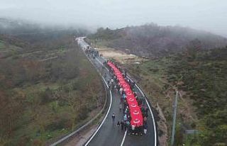 Körfezliler Sarıkamış şehitleri için yürüdü