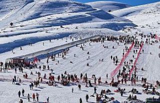 Kristal karıyla ünlü Denizli Kayak Merkezi yeni...
