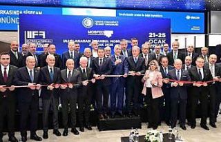 KTO ve KAYSO yönetimi, İstanbul Mobilya Fuarı’nda...