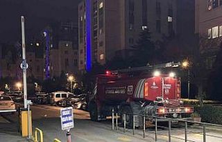 Küçükçekmece’de sitede korkutan yangın