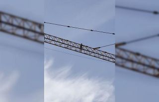 Kule vincin üzerine çıkarak canını hiçe saydı