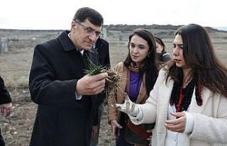 Kütahya Belediye Başkanı Eyüp Kahveci’den genç...