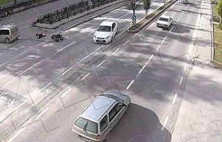 Kütahya’da trafik kazasında ağır yaralanan genç,...