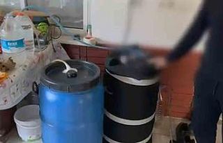 Marmaris’te 400 litre kaçak rakı ele geçirildi