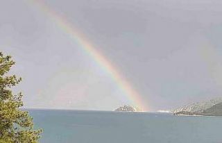 Marmaris’te yağışla birlikte oluşan gökkuşağı...