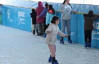 Merkezefendi’de çocuklar için ücretsiz buz pateni...