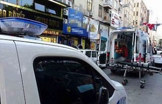 Mersin’de bıçaklı kavga: 2 yaralı