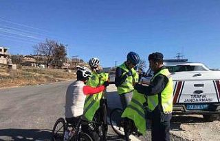 Mersin’de jandarma 5 ayda 50 bin kişiye ulaştı