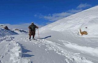 Mersin’de yeni yılın ilk günü: Hem kayak, hem...