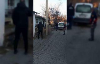 Mezar taşını hazırlayıp evinin bahçesinde intihar...