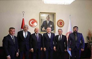 Milletvekili Kurt ve belediye başkanları, Bakan...