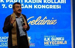 Milli Eğitim Bakanı Tekin, AK Parti Erzurum Kadın...