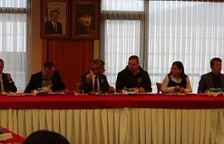 MSKÜ Rektörü Kaçar, basın mensuplarıyla bir...