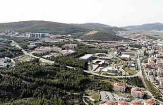 Öğrenci toplulukları, ÜNİDES 2025 kapsamında...