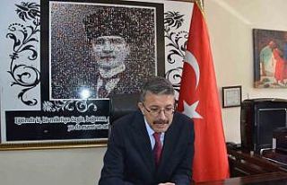 Öğretmenlere hitap eden Vali Çelik: “Her başarı...