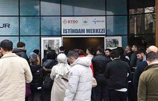 OKİM’de bir günde 250 kişi iş sahibi oldu