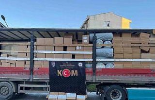 Ordu’da bir tır dolusu boş makaron ele geçirildi