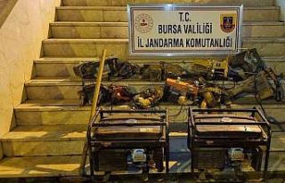 Orhangazi’de kaçak kazı yapan 7 kişi kıskıvrak...