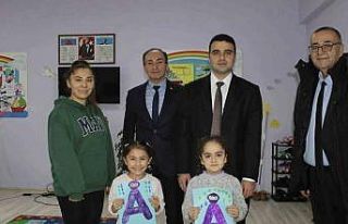 Osmaneli Kaymakamı minik öğrencilerle buluşmaya...