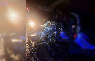 Otomobil ile hafif ticari araç çarpıştı: 3 yaralı