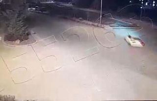 Otomobilin çaptığı genç, 3 günlük yaşam mücadelesini...