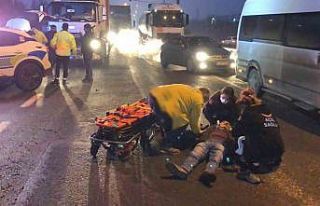 Otomobille çarpışan motosikletli ağır yaralandı