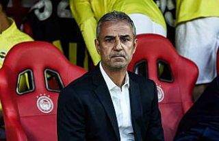 Persepolis’in teknik direktörü İsmail Kartal...