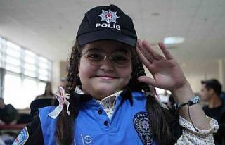 Polislik hayaliyle büyüyen Esin, o günü yaşadı:...