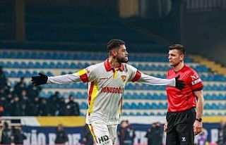 Romulo’dan taraftara mesaj var: "Bana güç...