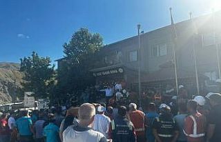 Sahibi işçileri azarlamıştı: Eti Krom Elazığ’da...