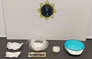 Samsun’da uyuşturucuyla yakalanan bir kişi gözaltına...